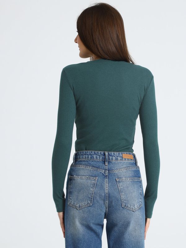 468502 April Longsleeve