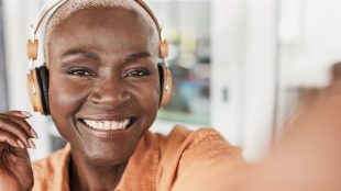 How to be a mature influencer - Silver Magazine - www.silvermagazine.co.uk