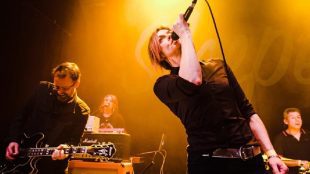 Jon Stewart Louise Wener Sleeper interview Silver Magazine www.silvermagazine.co.uk