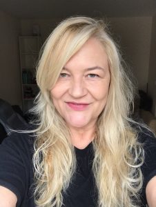 Sam Harrington-Lowe testing home dye kit for article Silver Magazine www.silvermagazine.co.uk